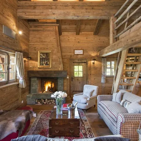 Due To Its Unique Location At Half Height On The Mountain Apartment *